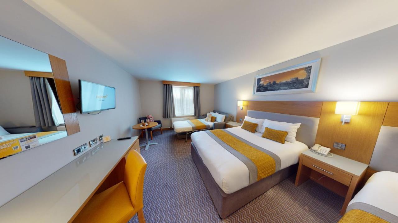 Maldron Hotel Portlaoise Kültér fotó