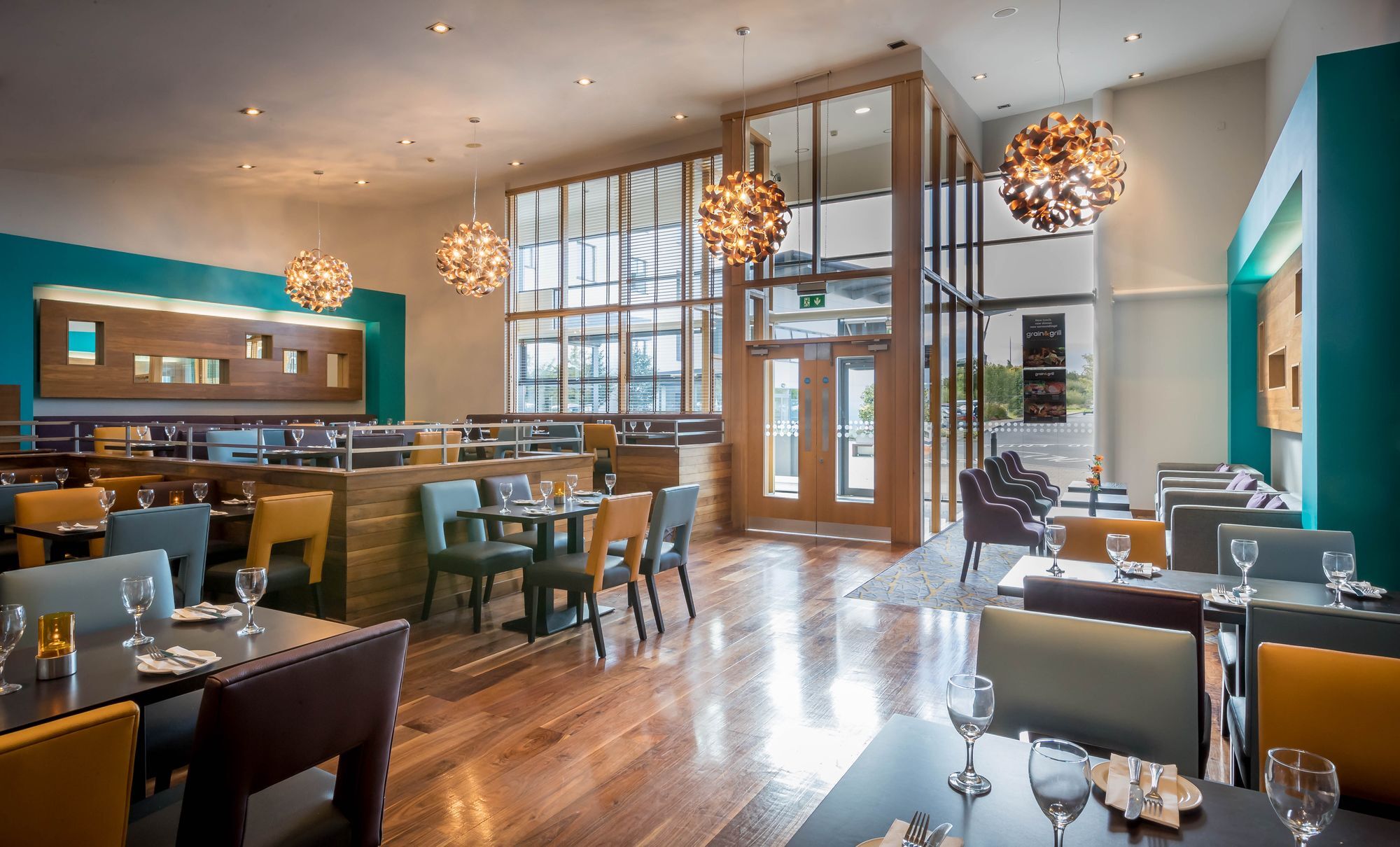 Maldron Hotel Portlaoise Kültér fotó